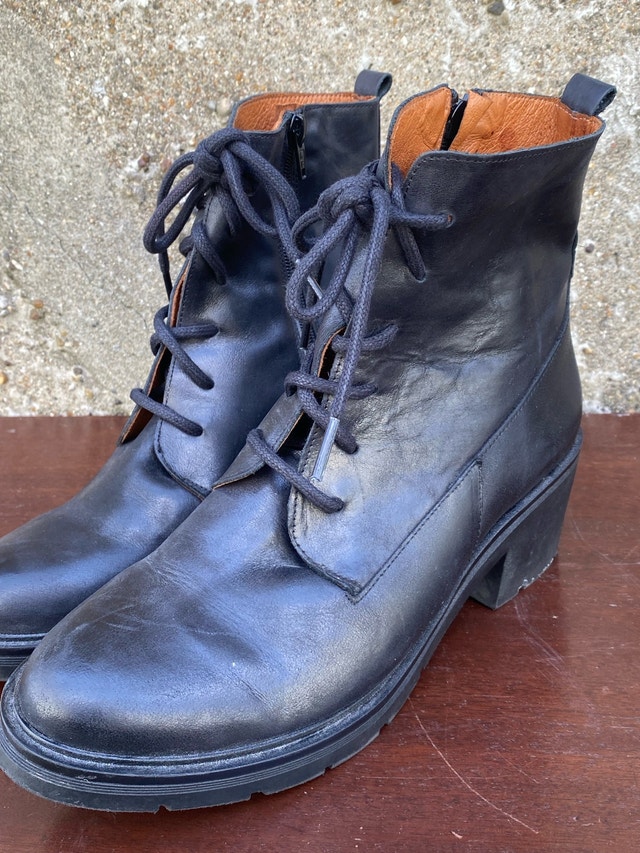 David Tyler Boots - Women's Sz. 8-8.5