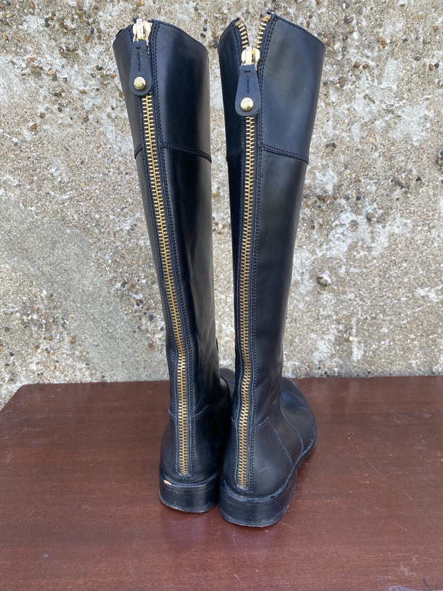 Juicy Couture Boots - 7.5M - photo 3