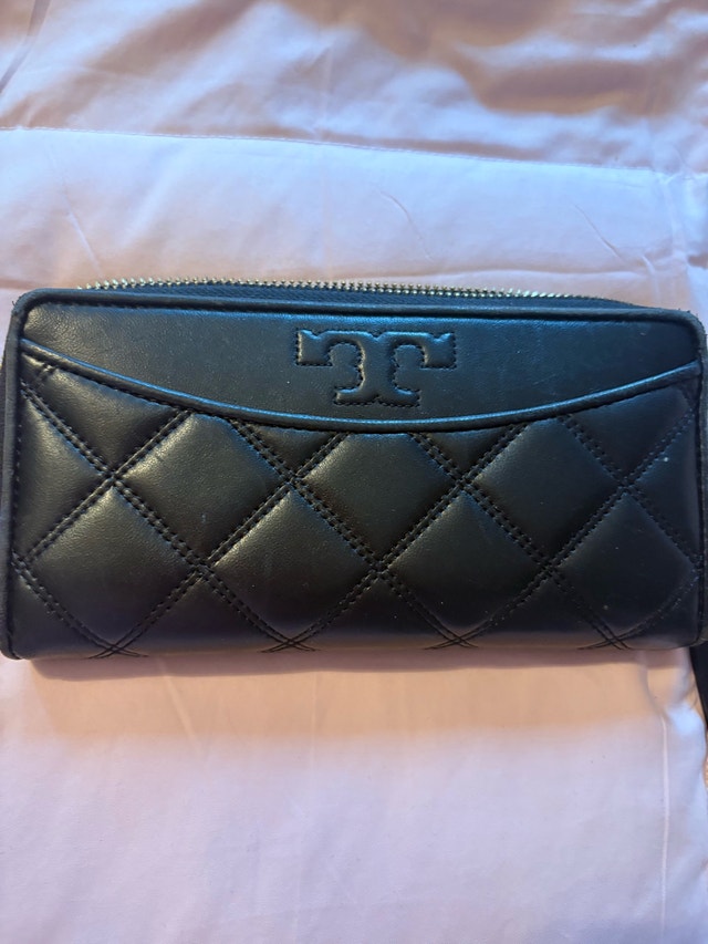 Tory Burch Savannah Quilted Zip Continental Wallet