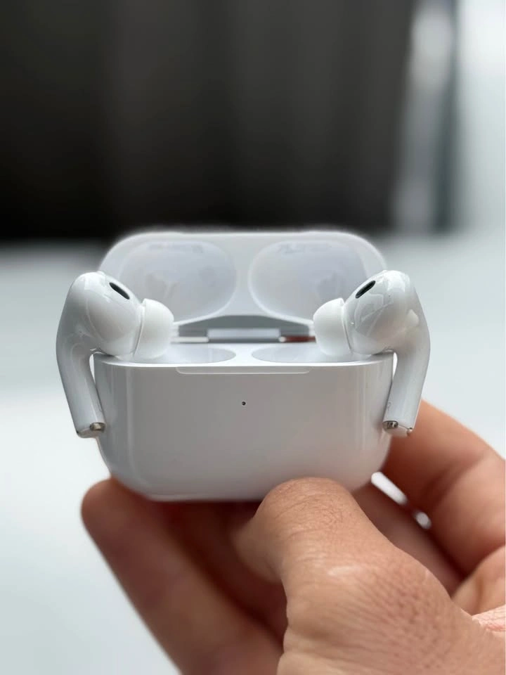 AirPods Pro (2nd Gen) - photo 3