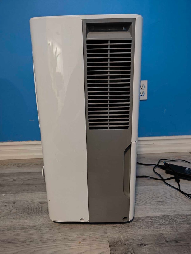 Midea 50 pint dehumidifier - photo 4