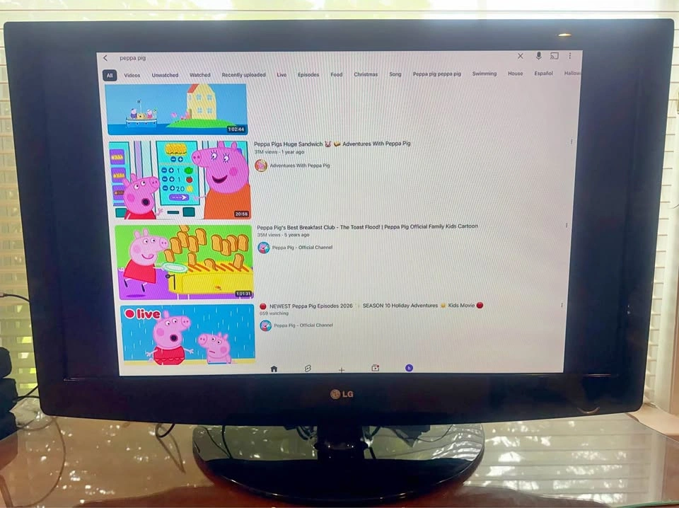 LG 42" TV - Perfect Condition - HDMI Ready