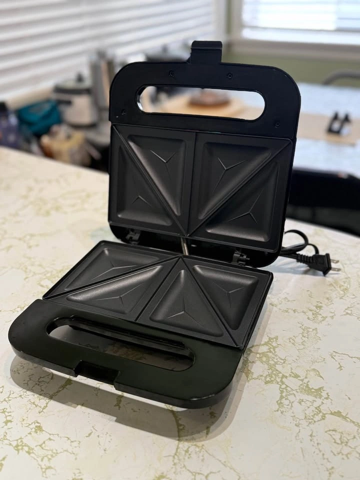 Sandwich Maker - photo 3