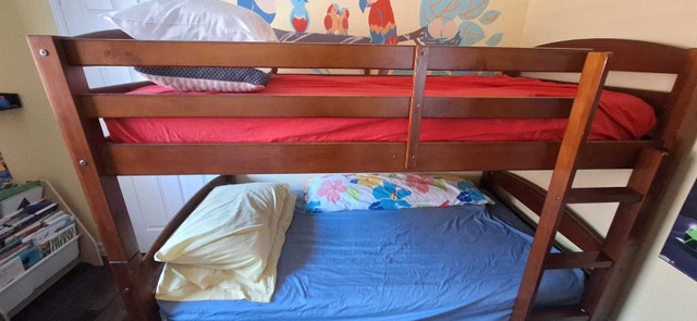 Sturdy Rich Wood Bunk Bed - photo 2