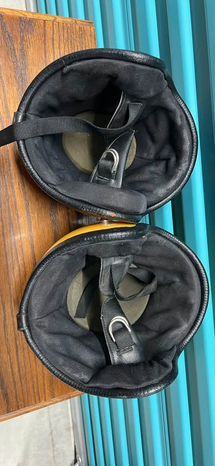 Vintage Griffin & Companion Display Helmets - photo 4