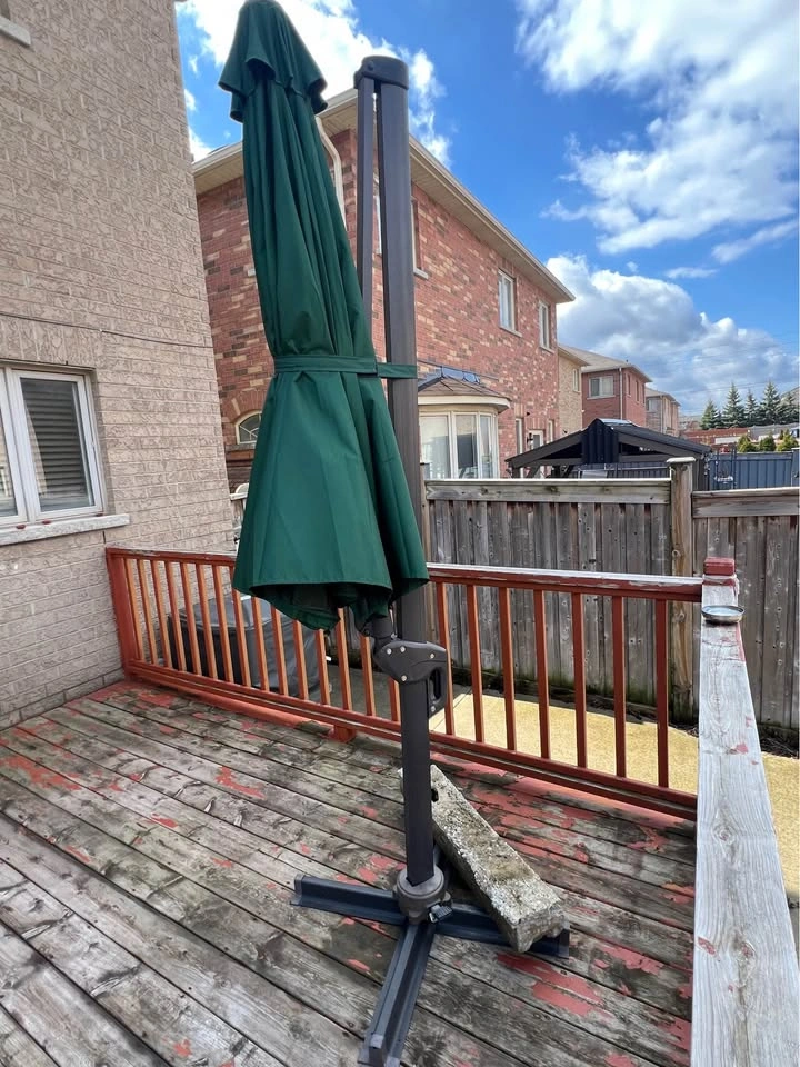 10.5 FT Patio Umbrella with Base - photo 4