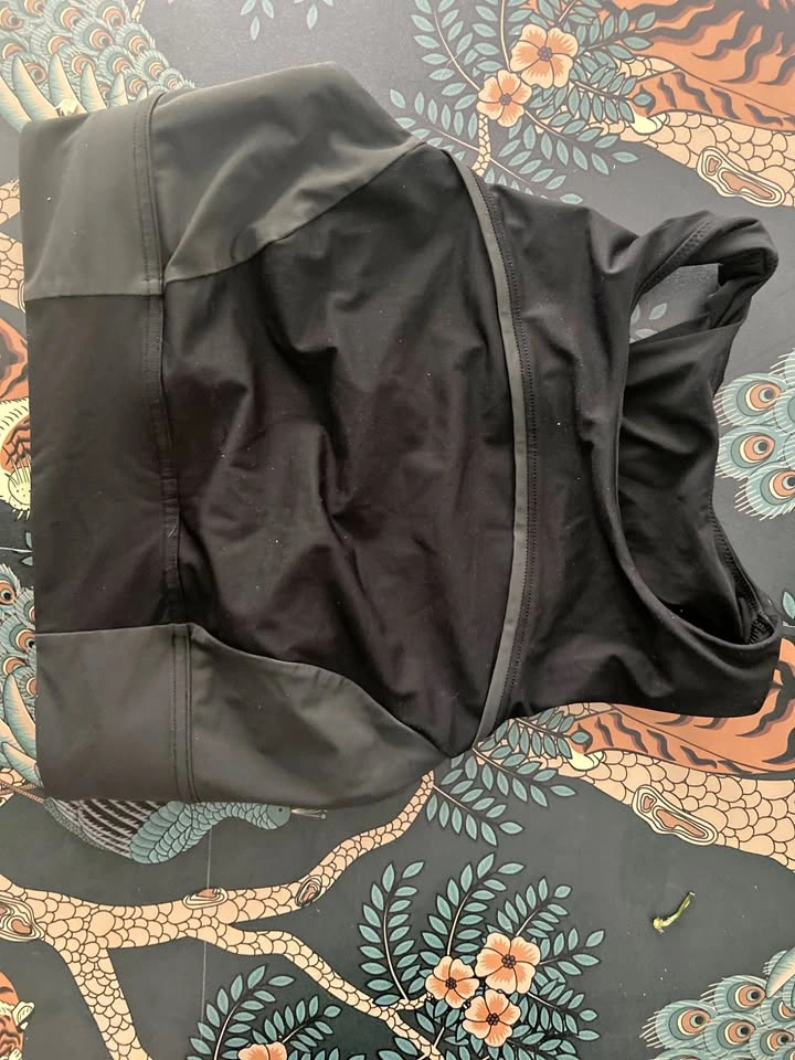 Lululemon Hike to Swim Bra Size 4