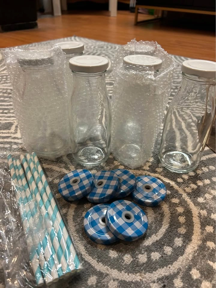 11oz Glass Milk Bottles with Lids & Straws (Set of 6) - photo 2
