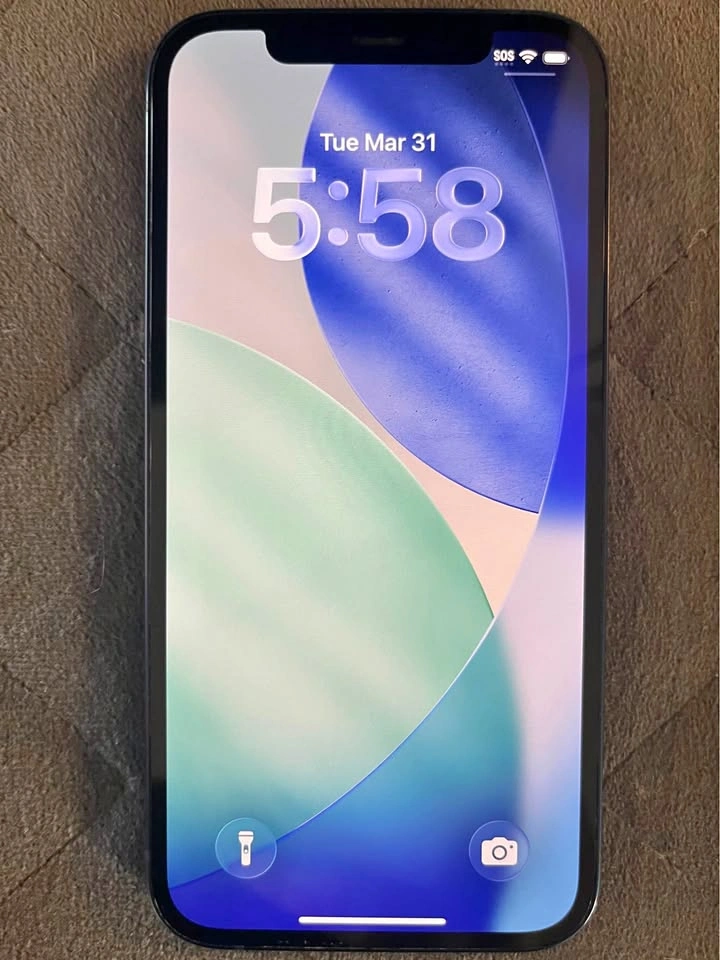 iPhone 12