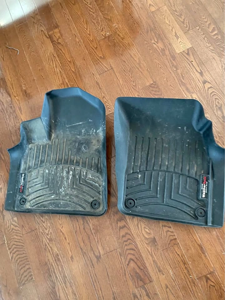 2017+ Audi Q7 Front WeatherTech Winter Mats