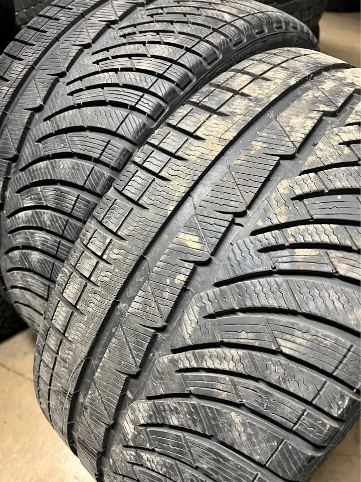 265/30/20 Michelin Pilot Alpin PA4 Winter Tires (Pair)