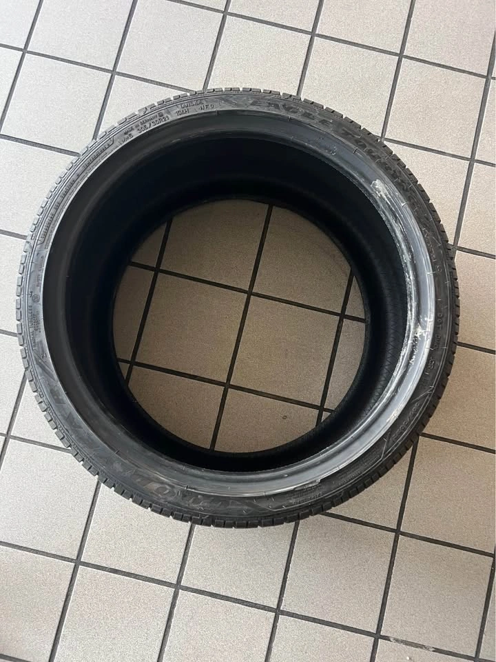 305/30/21 Goodyear Eagle Touring Pair - photo 3