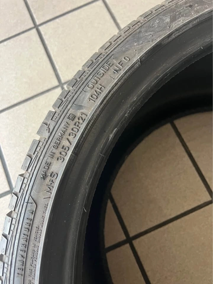 305/30/21 Goodyear Eagle Touring Pair - photo 5