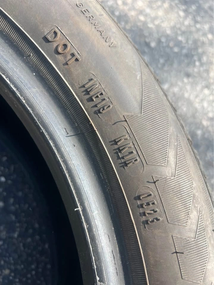 195/55/16 Goodyear Ultragrip 8 Winter Tires - photo 5