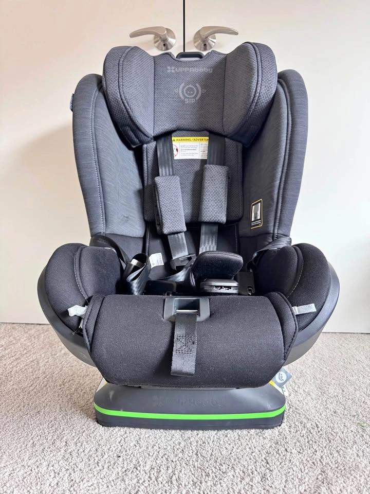 UPPAbaby Knox Convertible Car Seat – Like New