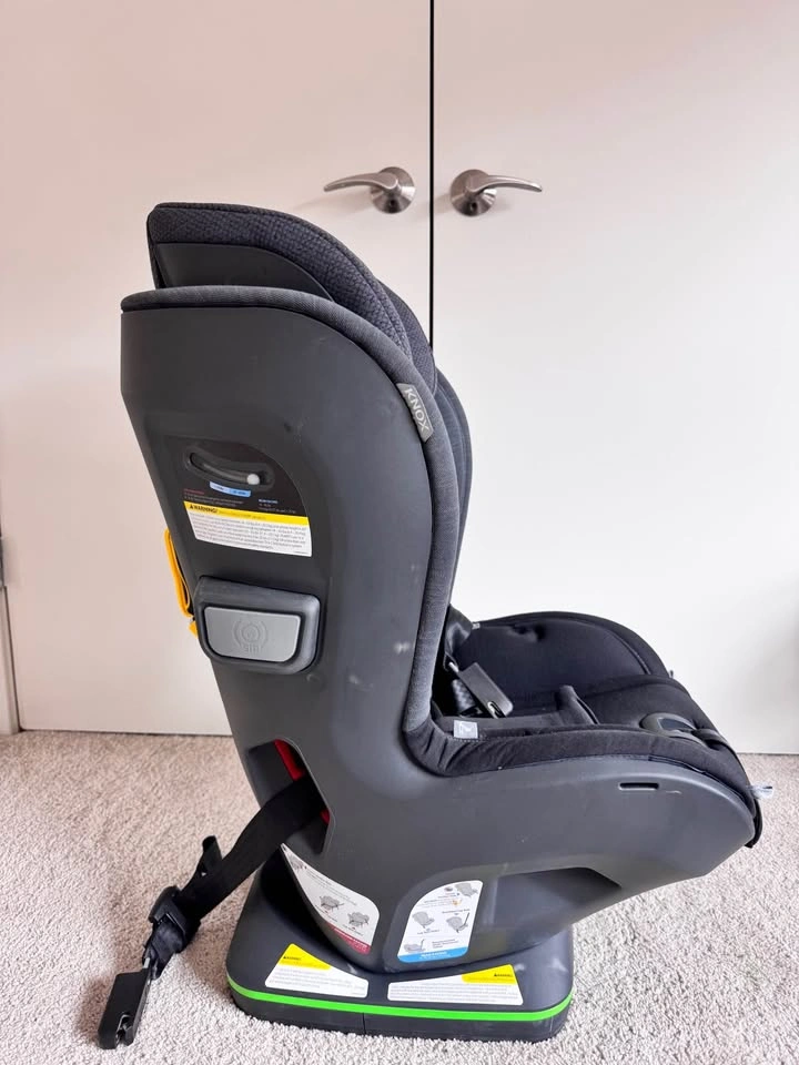 UPPAbaby Knox Convertible Car Seat – Like New - photo 4