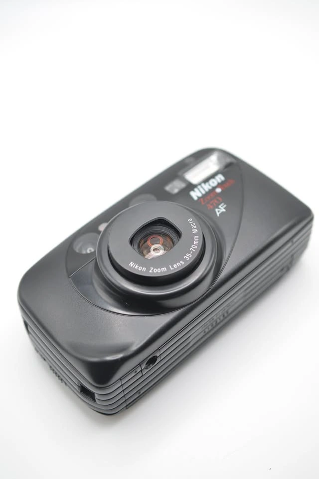 Vintage Film Camera – Nikon Zoom Touch 470 AF | Compact Point-an - photo 3