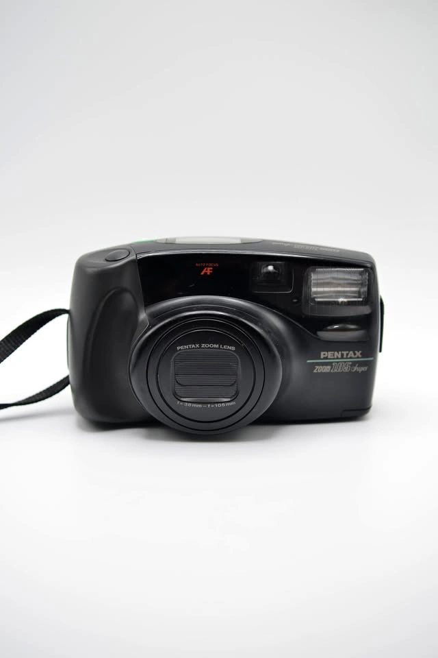 Vintage Film Camera – Pentax Zoom 105 Super | Compact Point-and-