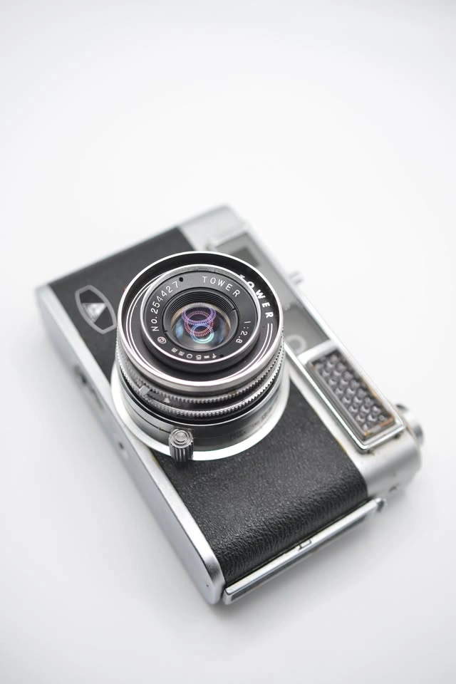Tower 57-A Vintage Film Camera (Mid-Century Style) - photo 2