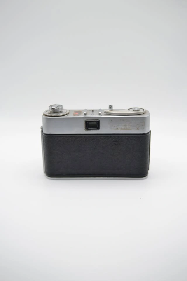 Tower 57-A Vintage Film Camera (Mid-Century Style) - photo 3