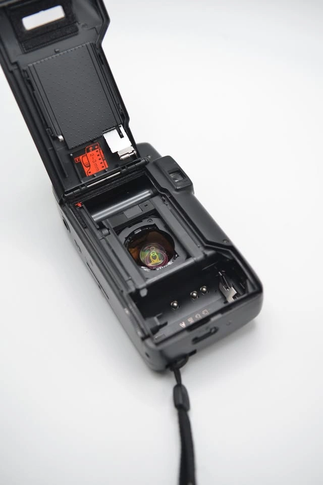 Nikon Zoom 310 AF 35mm Film Camera - photo 4