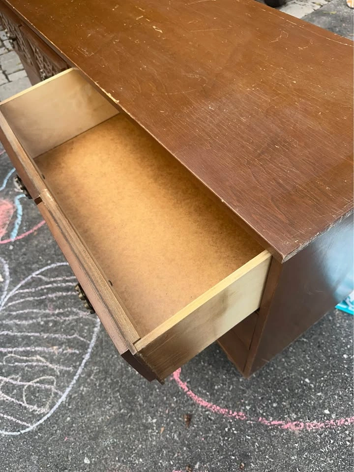 Vintage Dresser - photo 4