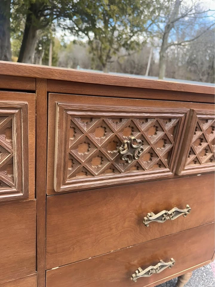 Vintage Dresser - photo 5