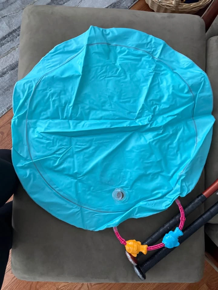Baby sensory water mat with toy - photo 2