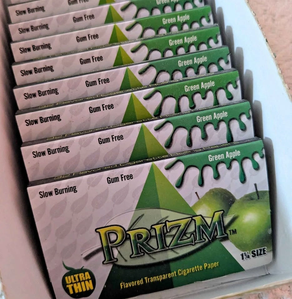 PRIZM Rolling Papers - Green Apple - 1 1/4 size