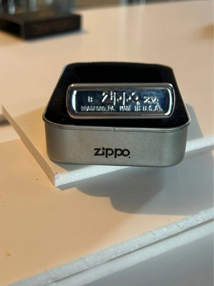 1999 Zippo Cigar Afficionado Lighter - photo 4