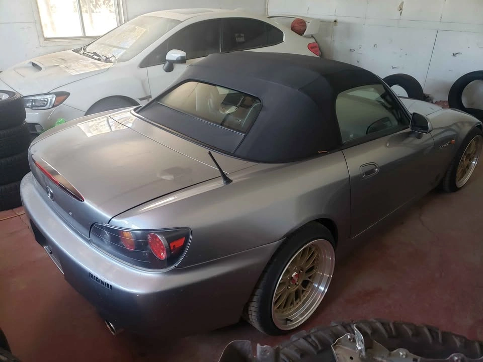 2004 Honda S2000 - photo 3