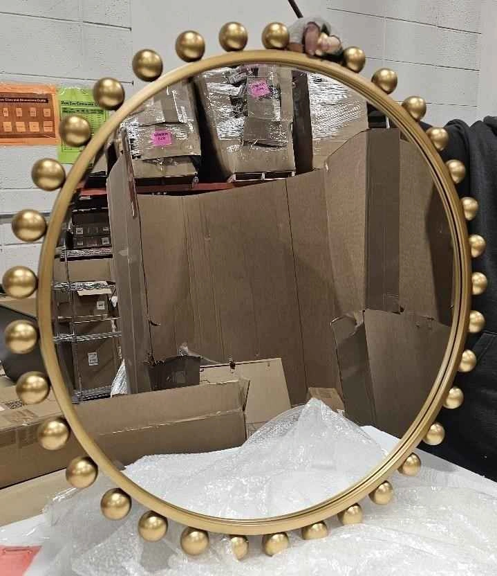30 Inch Round Wall Mirror with Antique Gold *** BRAND NEW *** - photo 4