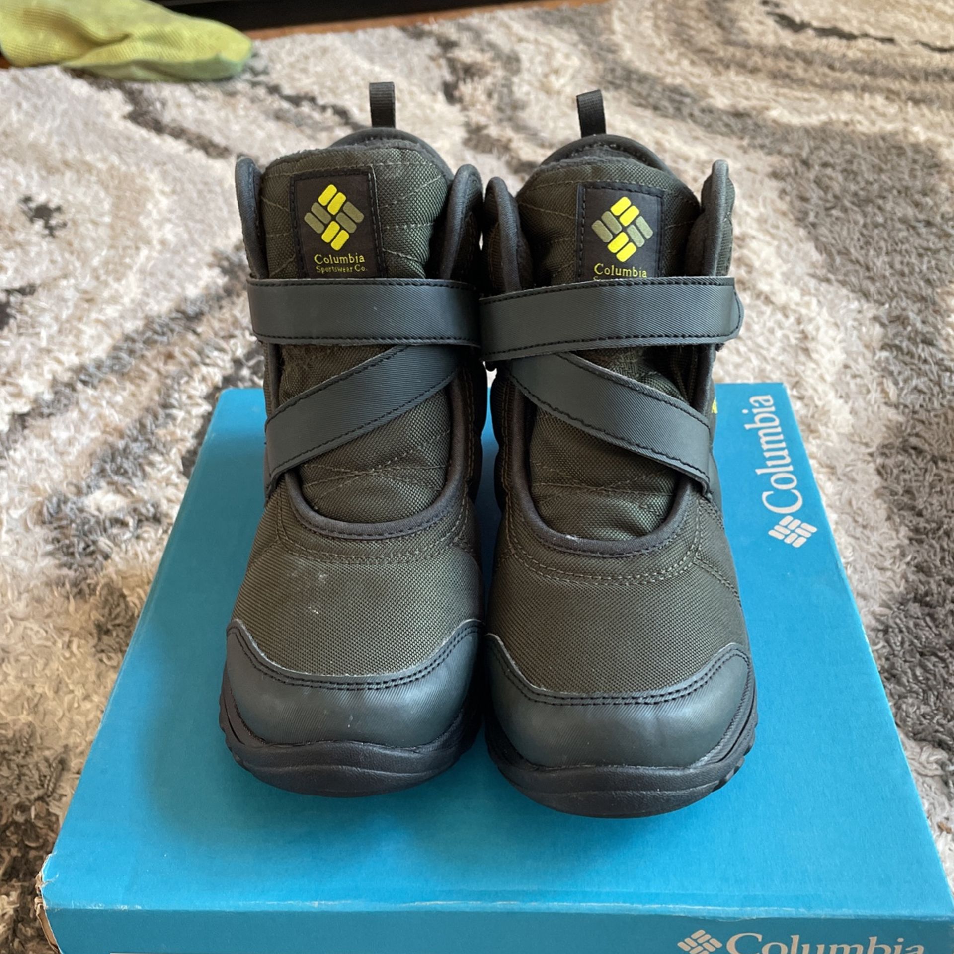 Columbia Boots Youth 4