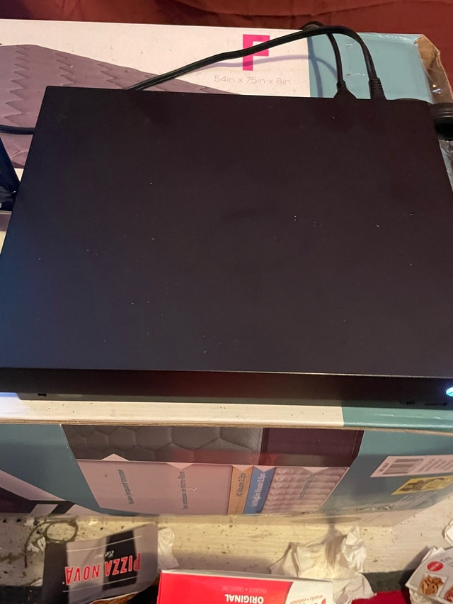 Xbox One X - photo 2