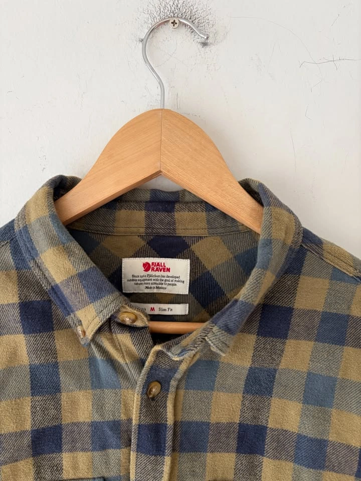 Fjallraven Men's Skog Flannel Plaid Slim Fit Shirt Size M - photo 3