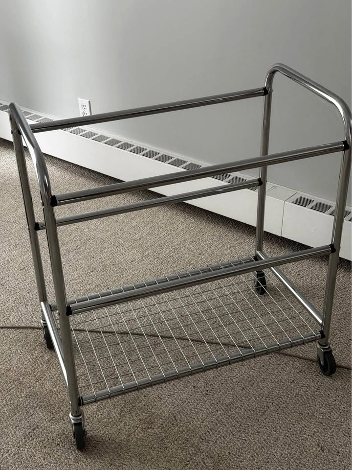 Laundry Hamper on Wheels - photo 2
