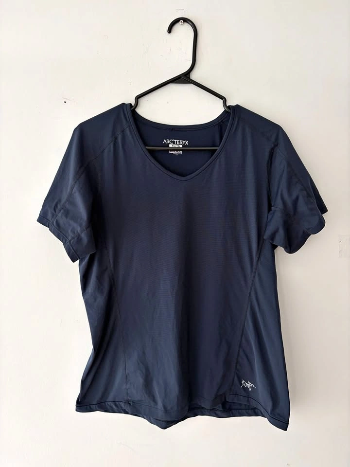 Arcteryx Women's Performance T-shirt Size XL