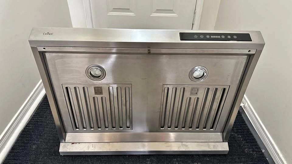 30" Crown Stainless Steel Range Hood (AS-IS + PICKUP ONLY)