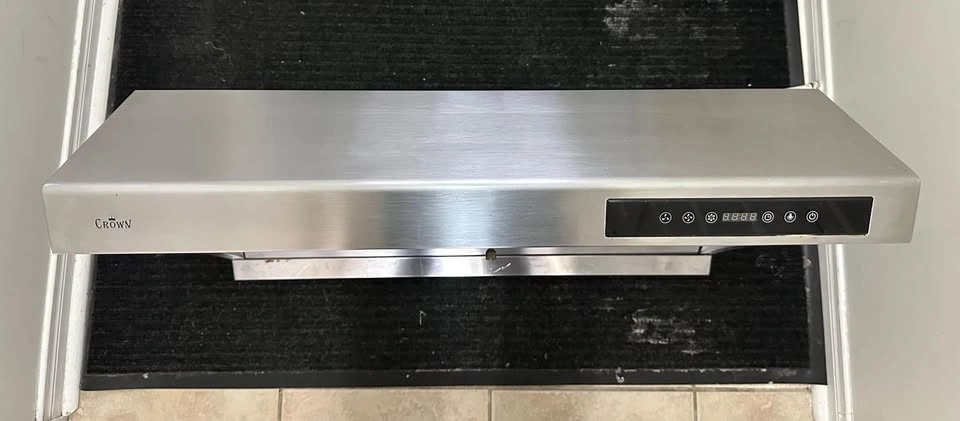 30" Crown Stainless Steel Range Hood (AS-IS + PICKUP ONLY) - photo 2