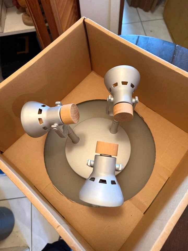 Ceiling light fixture - photo 2