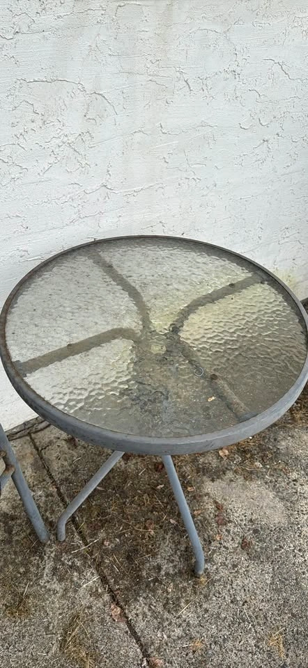 Outdoor chair and table - photo 4
