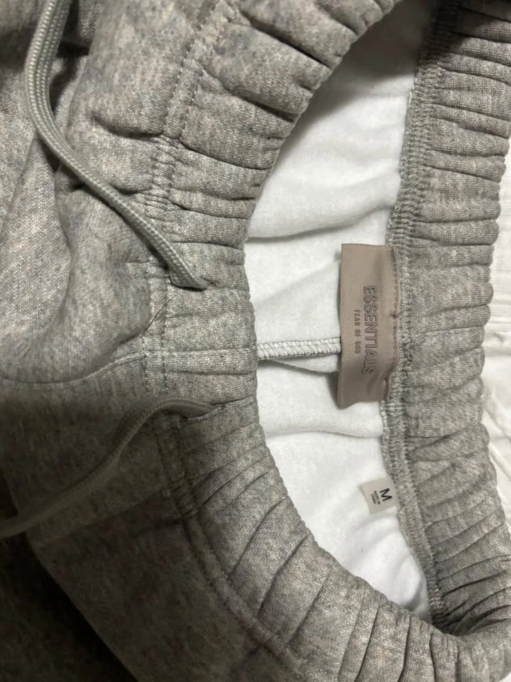 Essentials FOG shorts M size - photo 4
