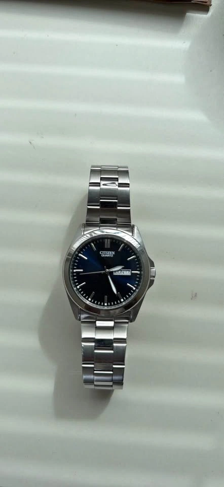Citizen Quartz Watch – Stainless Steel – Excellent Condition