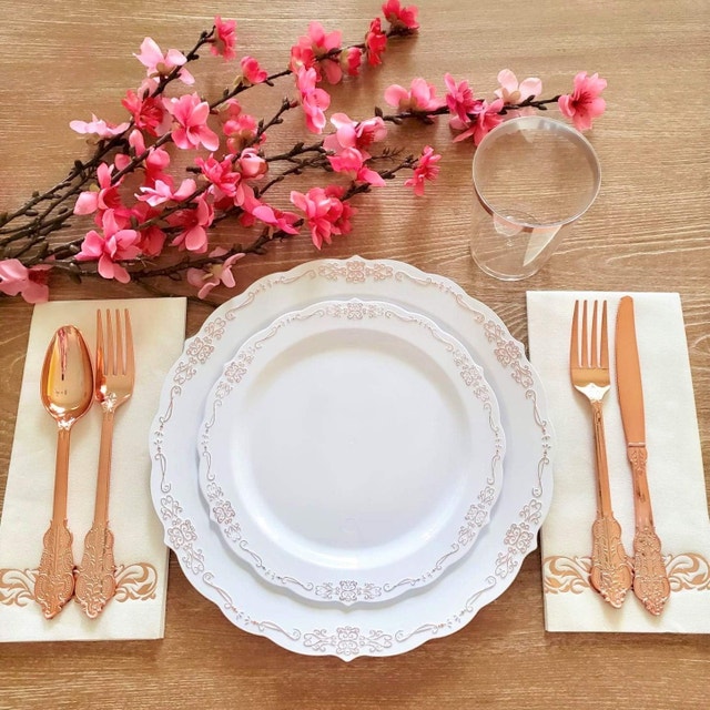 NEW Plastic Plate Setting, 175pcs for 25 Guests, Rose Gold - photo 3
