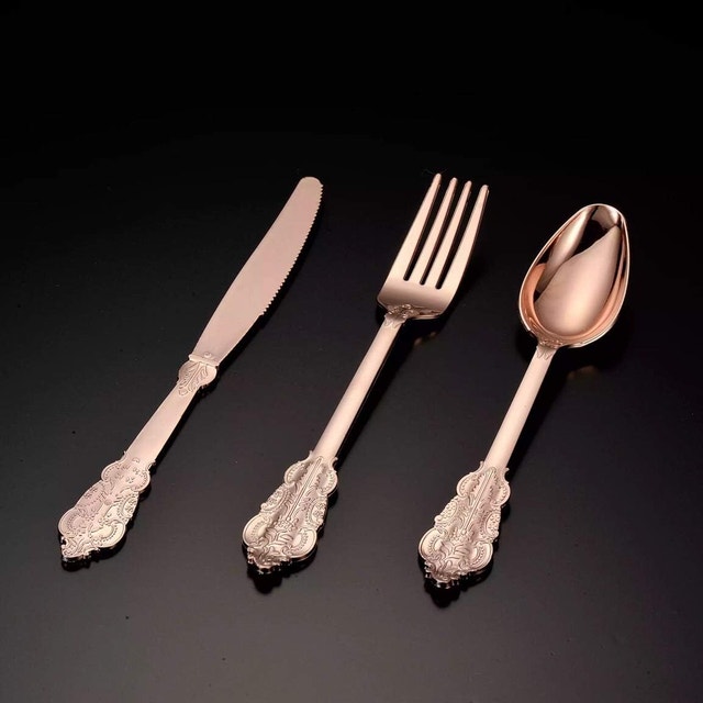 NEW Plastic Plate Setting, 175pcs for 25 Guests, Rose Gold - photo 5
