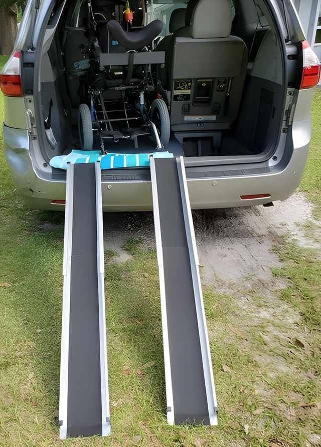 Silver Spring Telescoping Wheelchair Ramps (3-5 Ft)