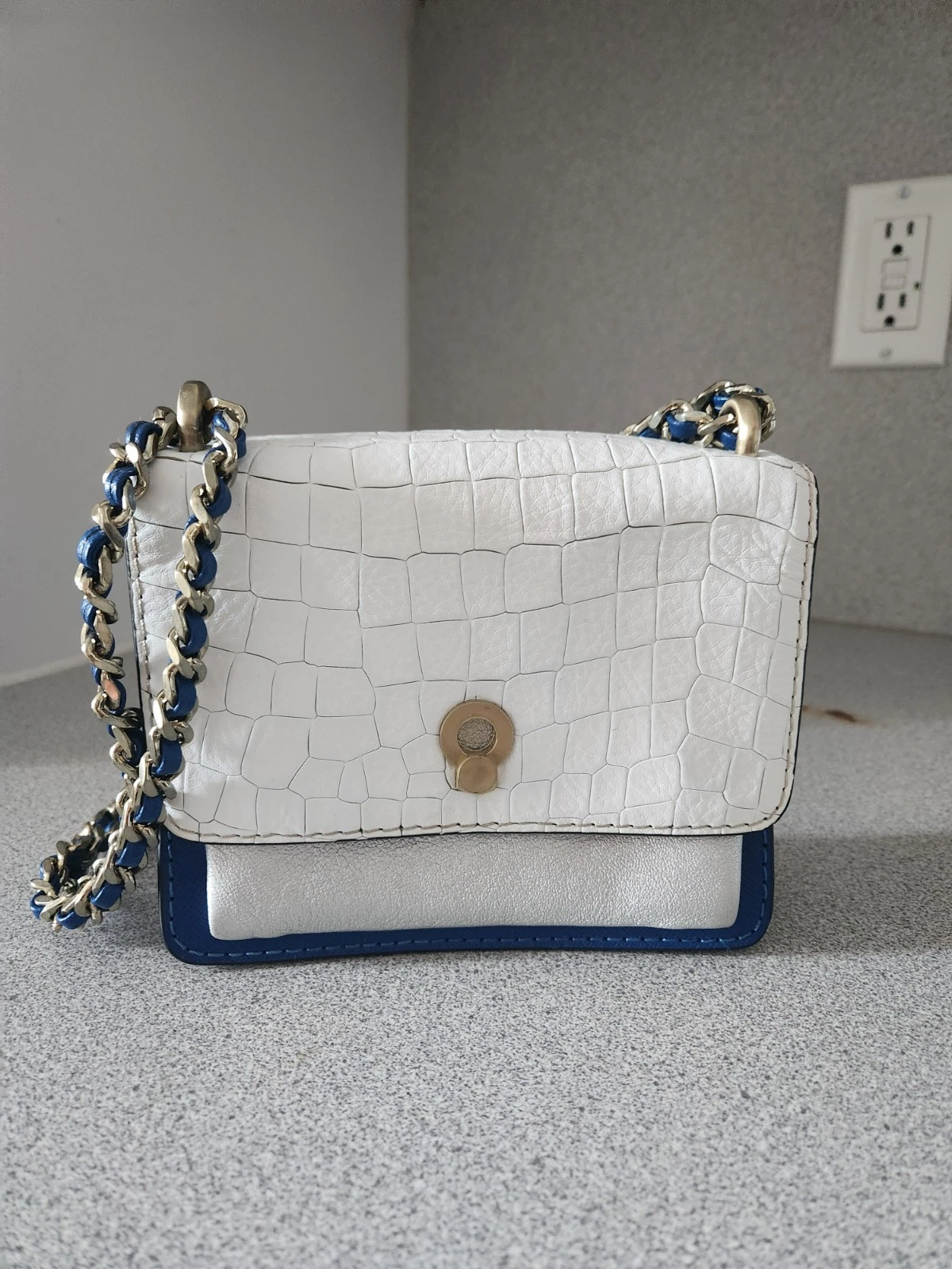 Etienne Aigner Women's Leather Handbag white/blue