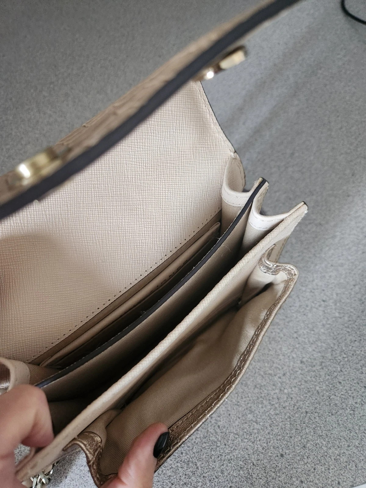 Etienne Aigner Women's Leather Handbag - photo 3