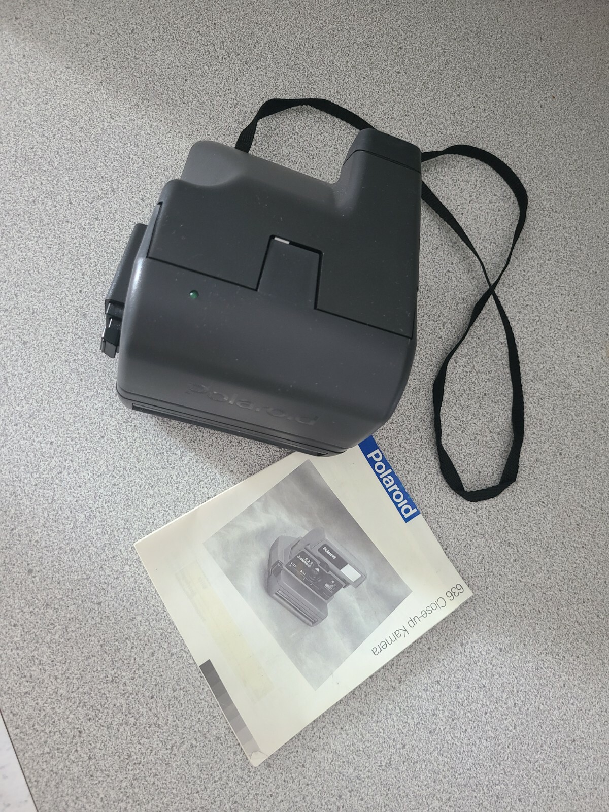 Polaroid 600 OneStep Close Up Instant Camera - photo 2