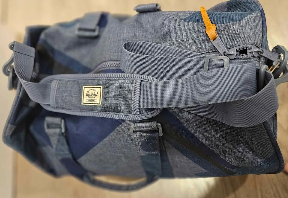 Herschel Blue Duffel Bag - photo 4